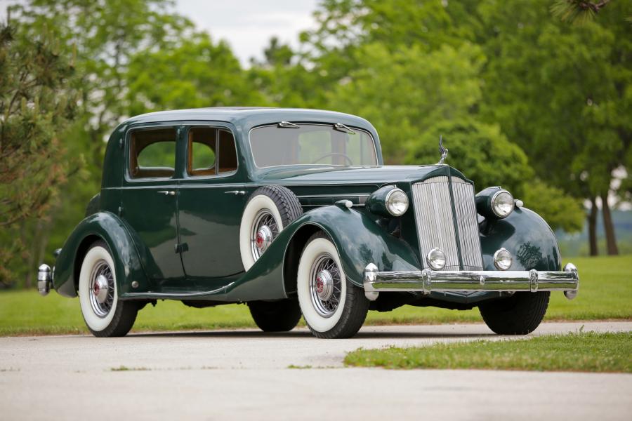  Packard Twelve Club Sedan 1936 года  (фото 34 из 39)